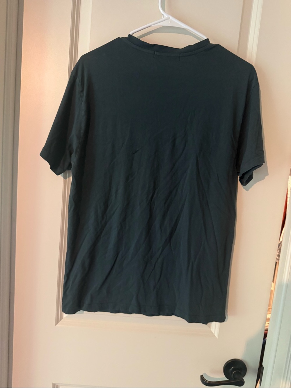 Letluv Willie Nelson Graphic Short-Sleeve Tee - Black with Pink & Tan Print - Picture 3 of 3